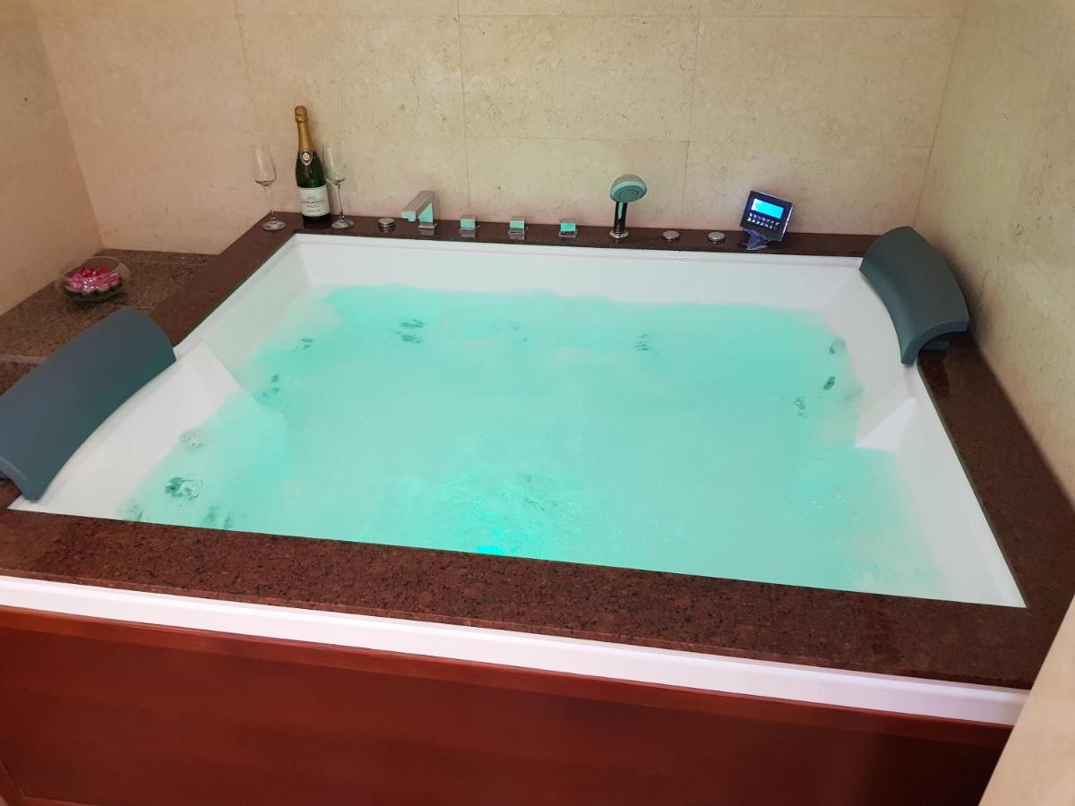 Mega Mall Monza Super Spa Bukurešť Exteriér fotografie